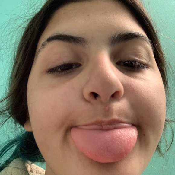 Meet your Posher, Mackenzie - Picture 5 of 7